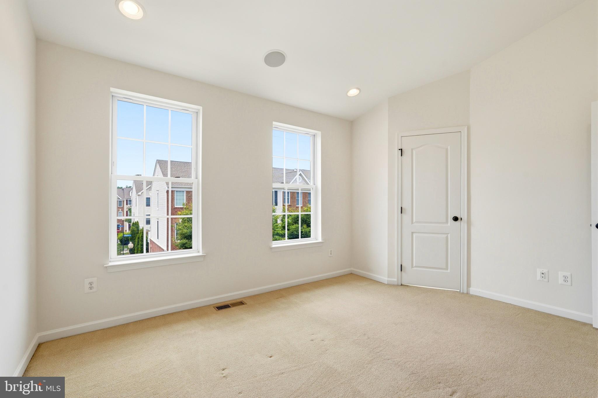 AMBERLEA AT SOUTH RIDING - Residential