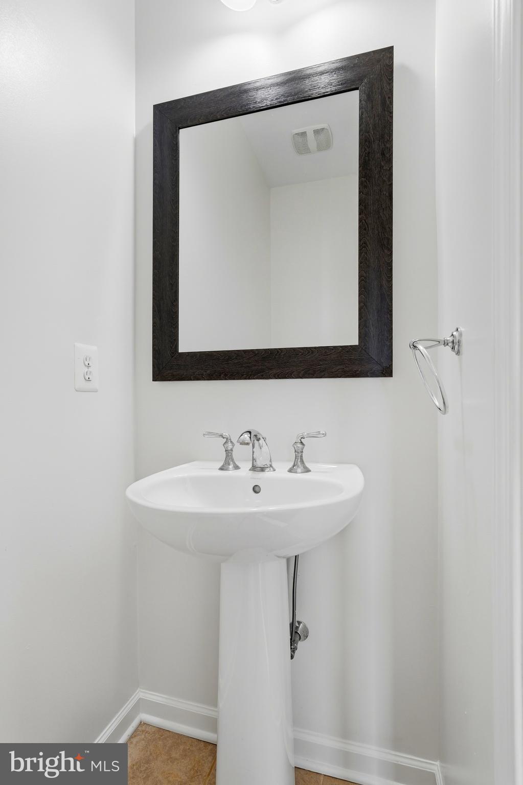 AMBERLEA AT SOUTH RIDING - Residential