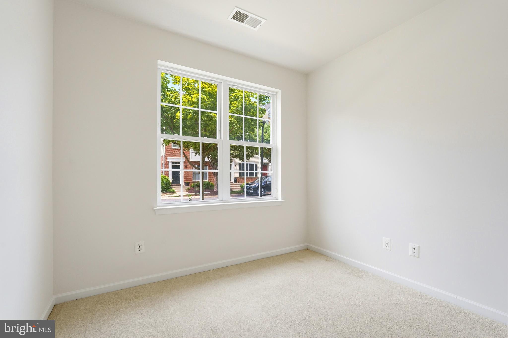 AMBERLEA AT SOUTH RIDING - Residential