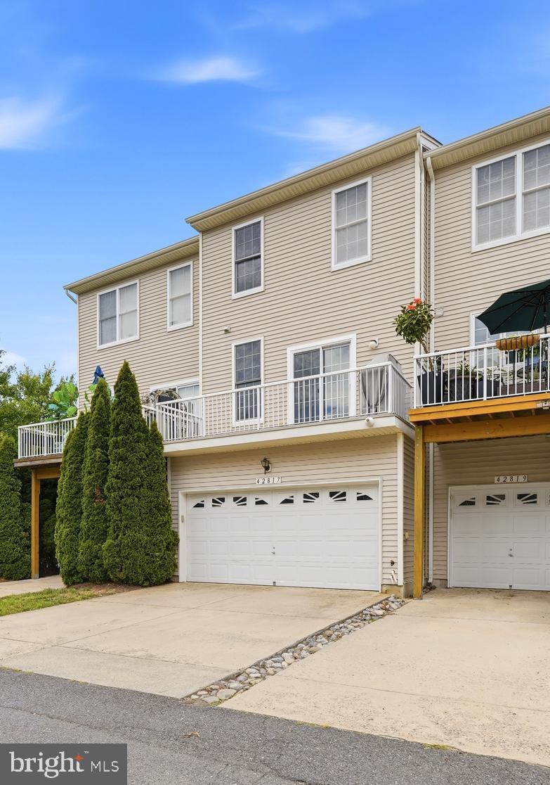 AMBERLEA AT SOUTH RIDING - Residential