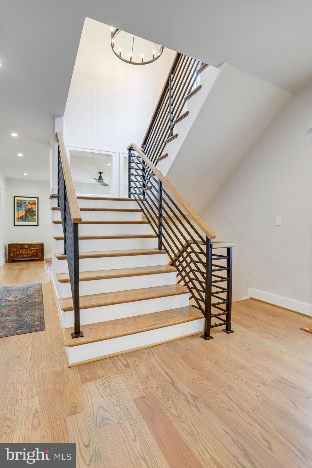 BROADMONT - Residential