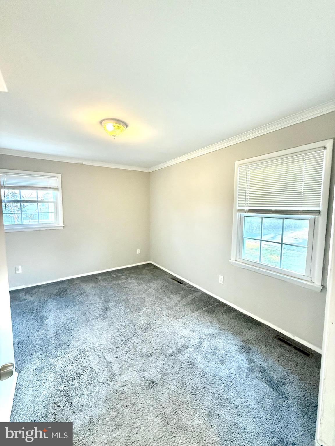 CATONSVILLE MANOR - Residential
