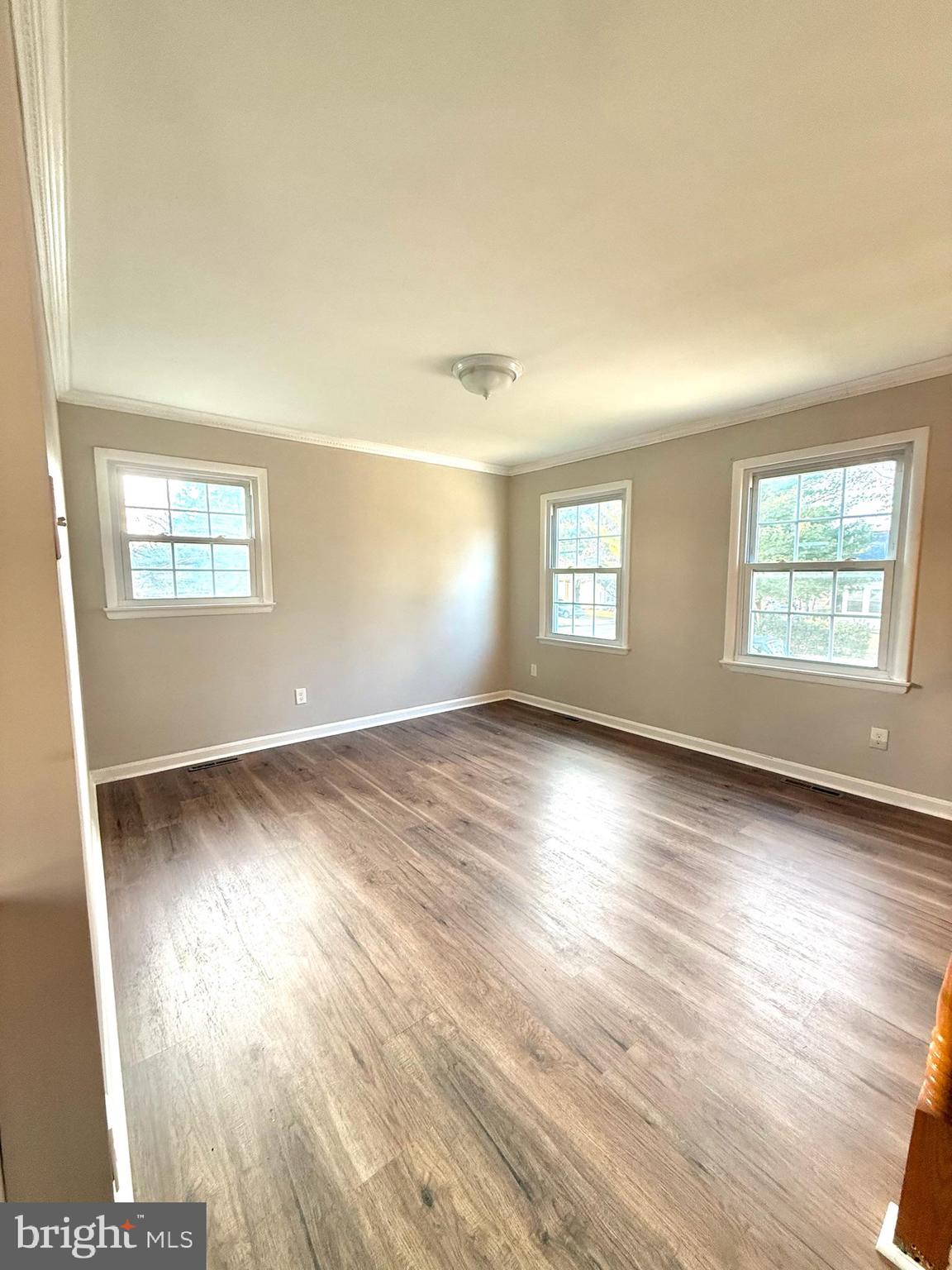 CATONSVILLE MANOR - Residential