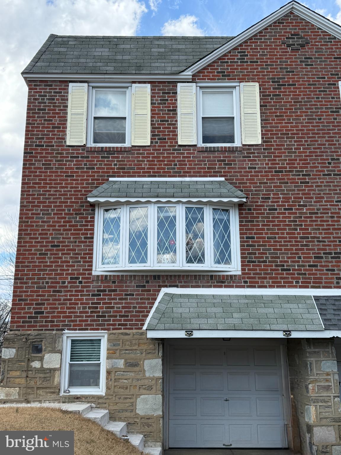 Property is being sold as is conditions.

Welcome to 140 Hickory Hill Rd!A well maintained pride of ownership 3 bedroom 1.5 bath twin in Chalfont. This home is move in ready!