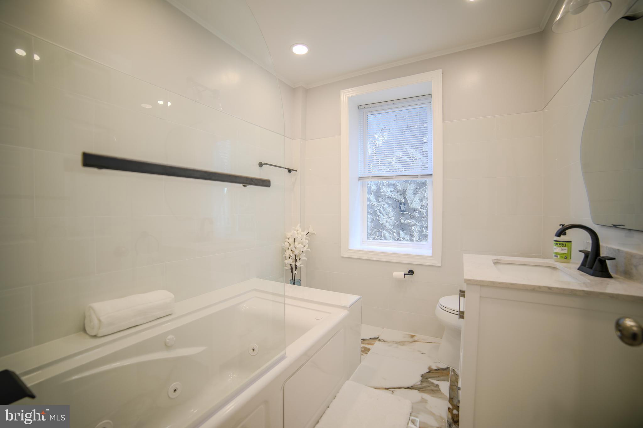 WASHINGTON SQ WEST - Residential