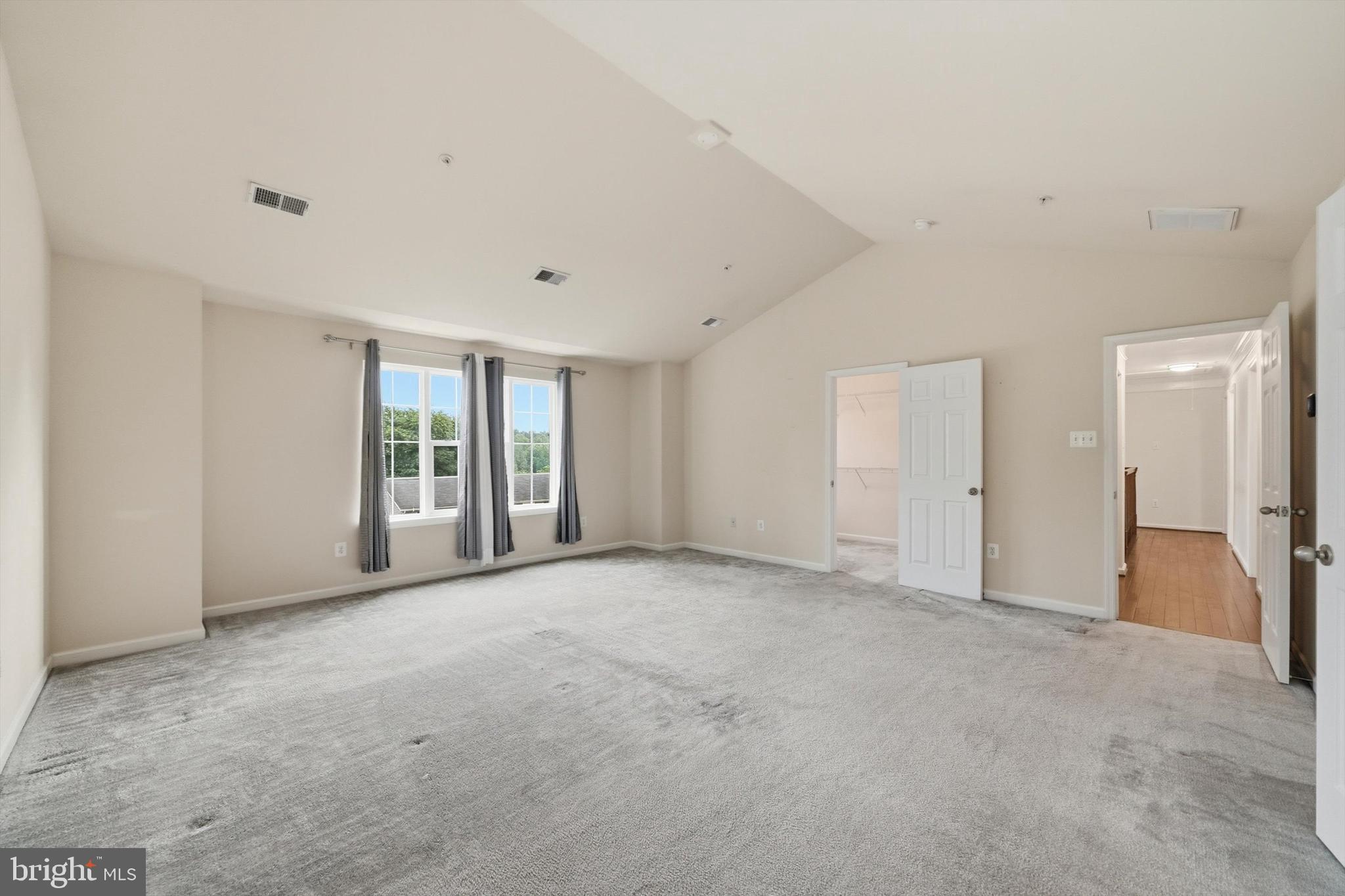 THE MEADOWS - Residential