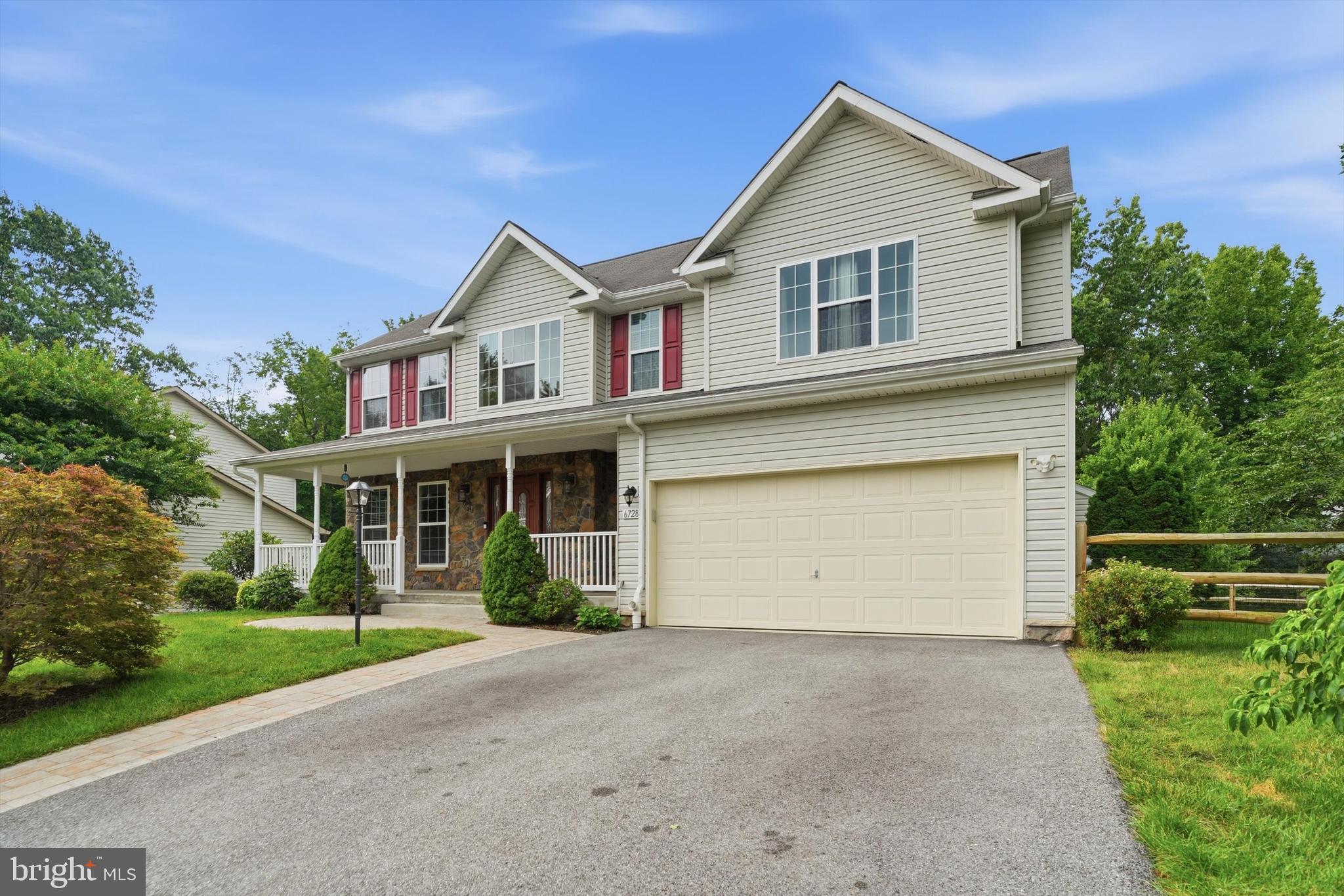 THE MEADOWS - Residential