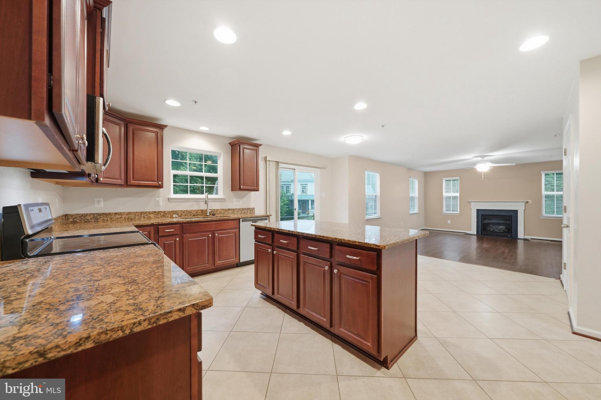 THE MEADOWS - Residential