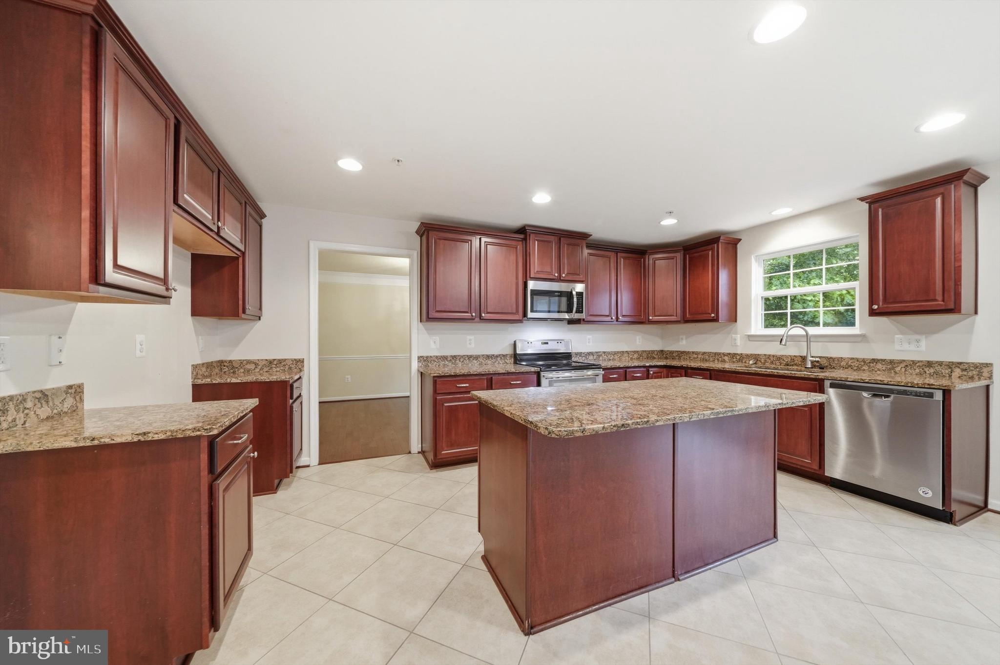 THE MEADOWS - Residential