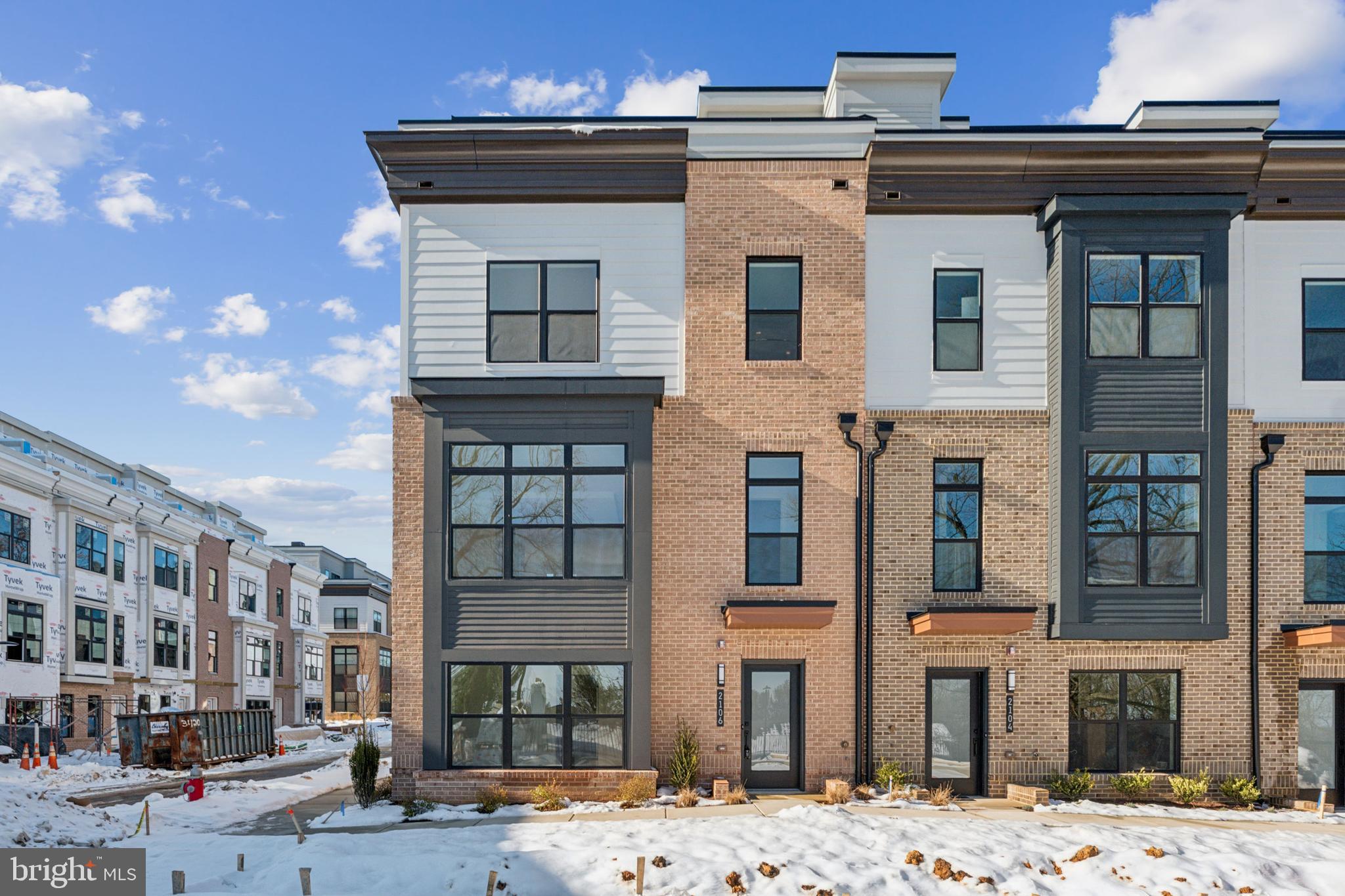 TYSONS RIDGE - Residential Lease