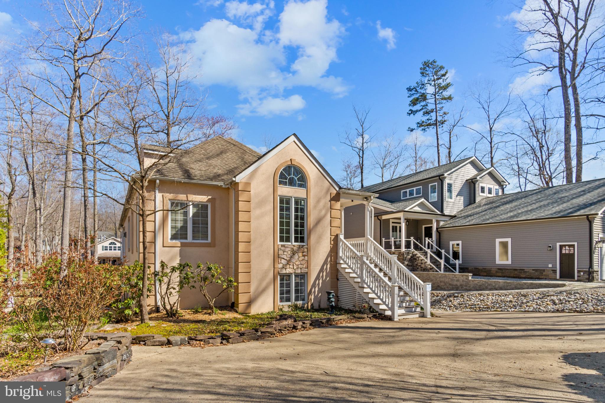 LAKE OF THE WOODS - Residential