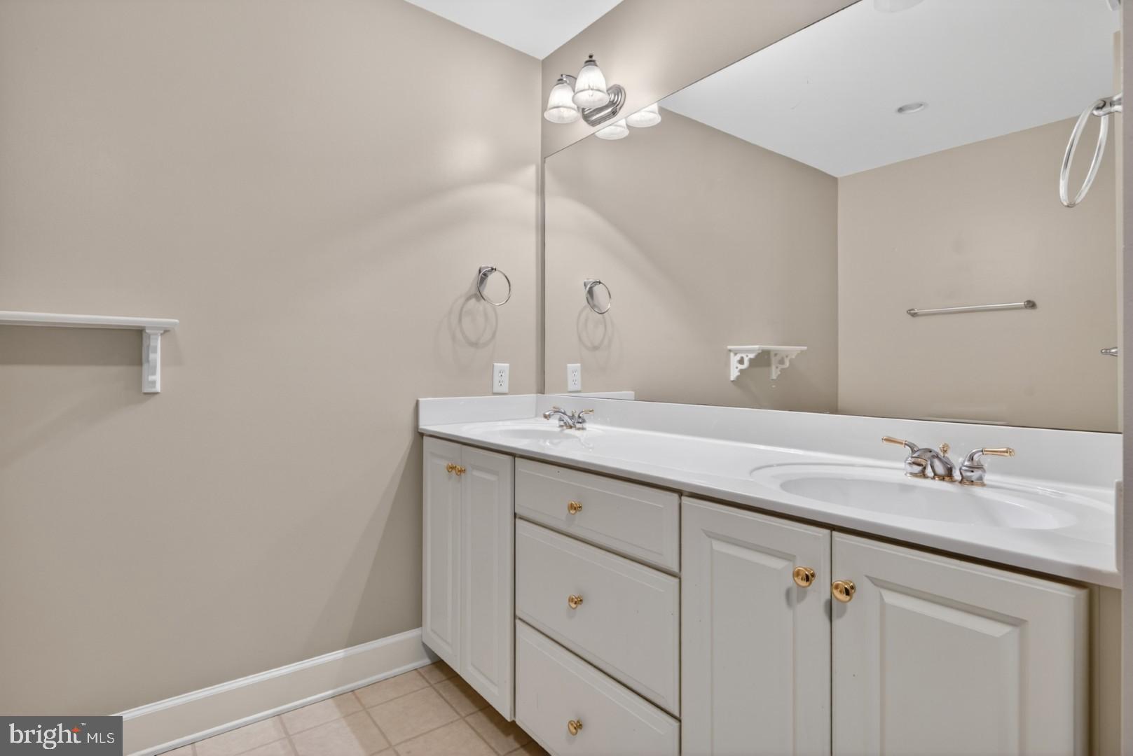 STONE CREEK - Residential