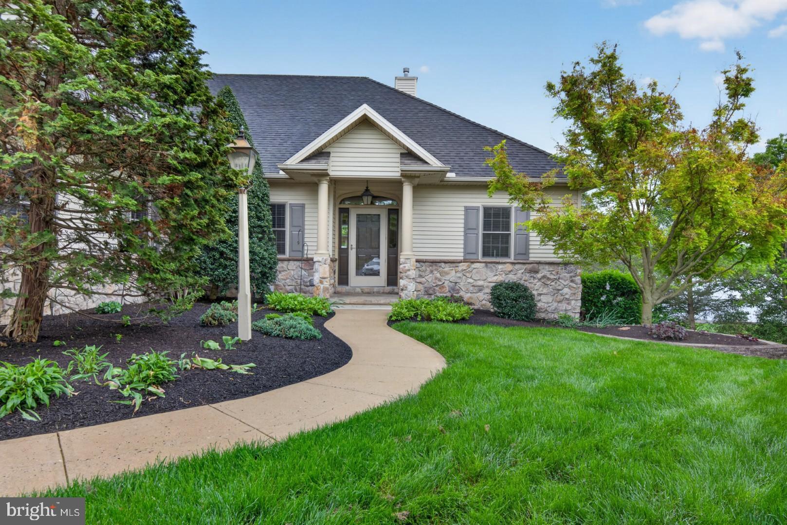 STONE CREEK - Residential