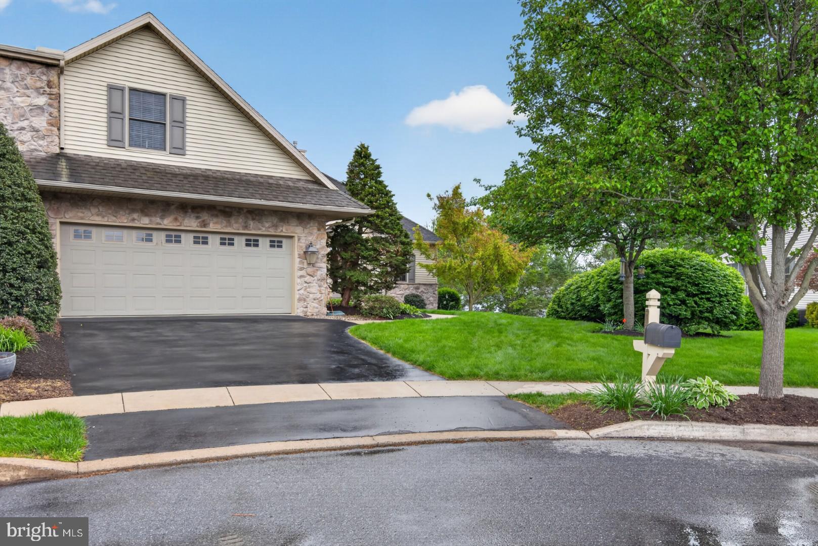 STONE CREEK - Residential