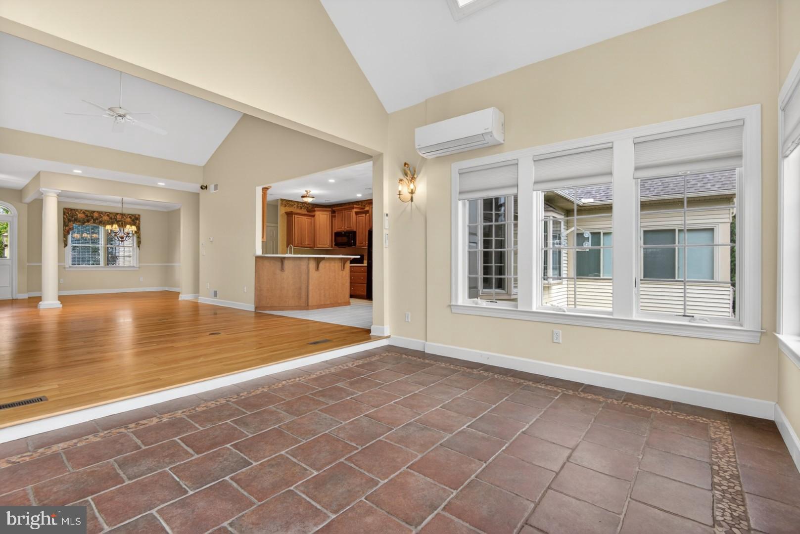 STONE CREEK - Residential