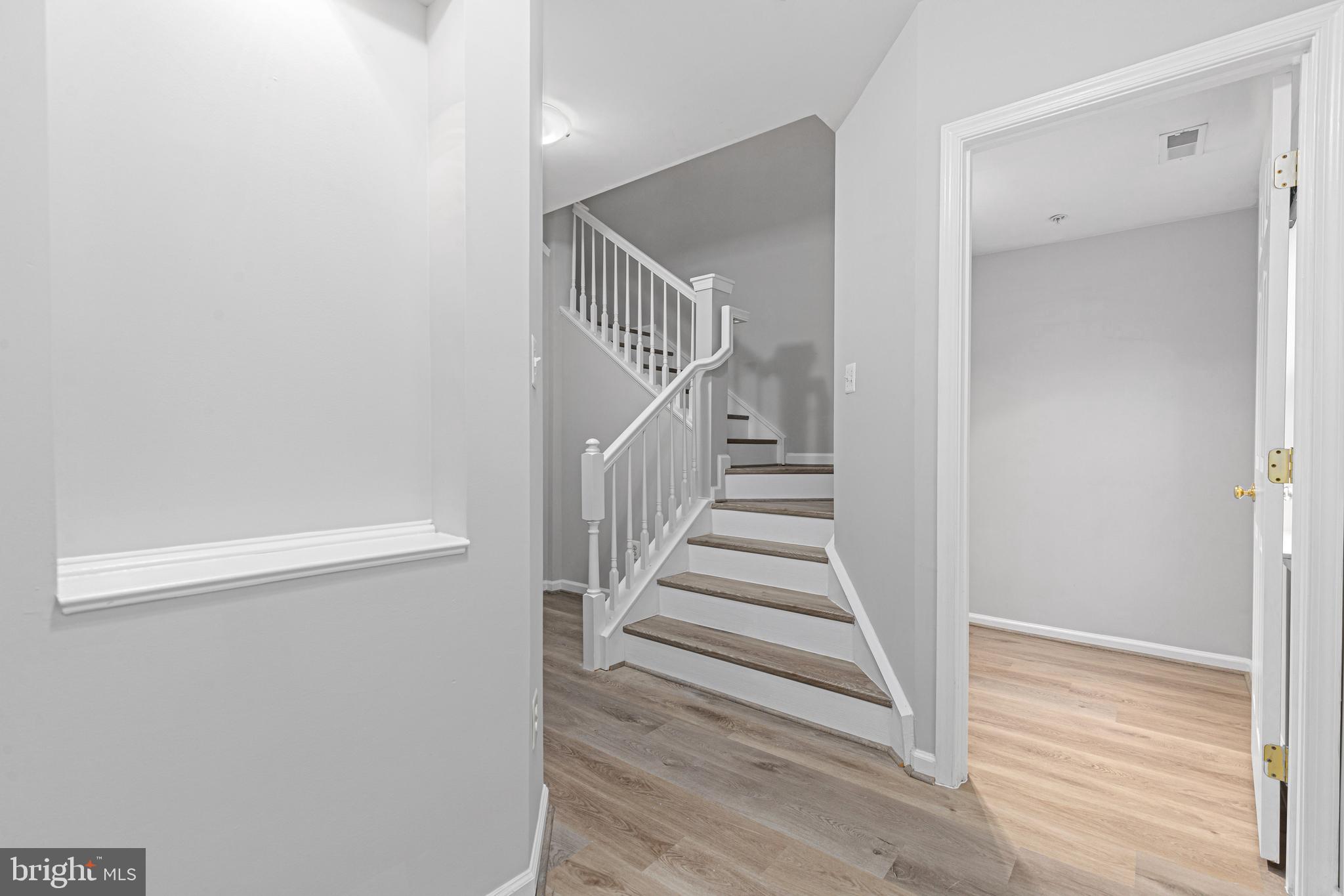 METRO PLACE AT DUNN LORING - Residential Lease