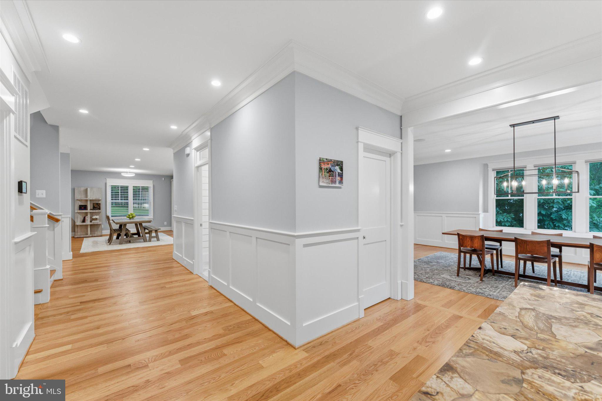 GOLF CLUB MANOR - Residential