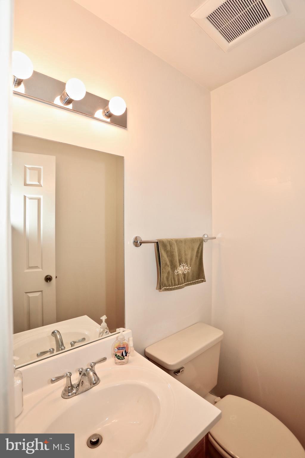 WOODMONT PLACE - Residential Lease