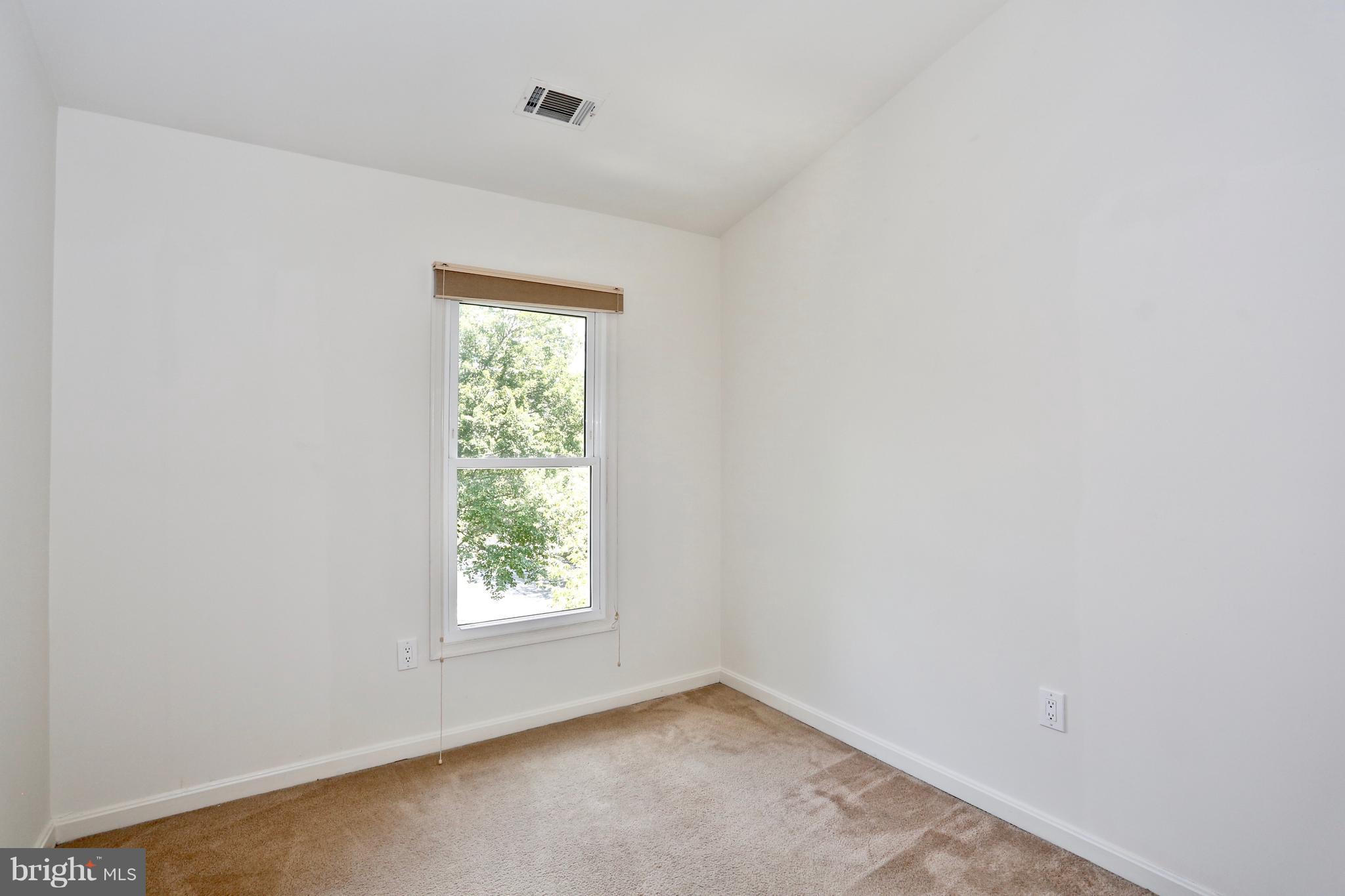 WOODMONT PLACE - Residential Lease