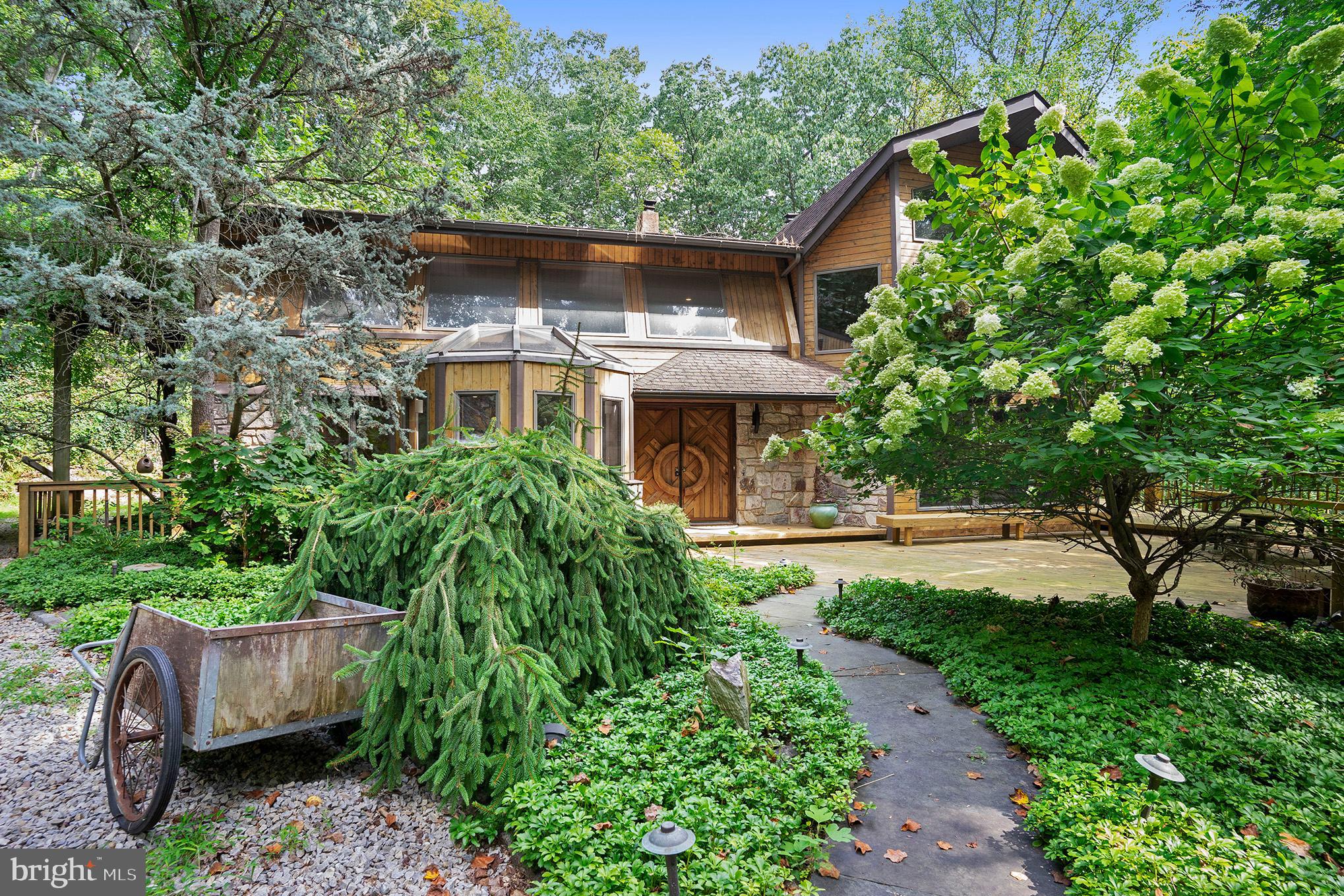 VALLEY FORGE MTN - Residential