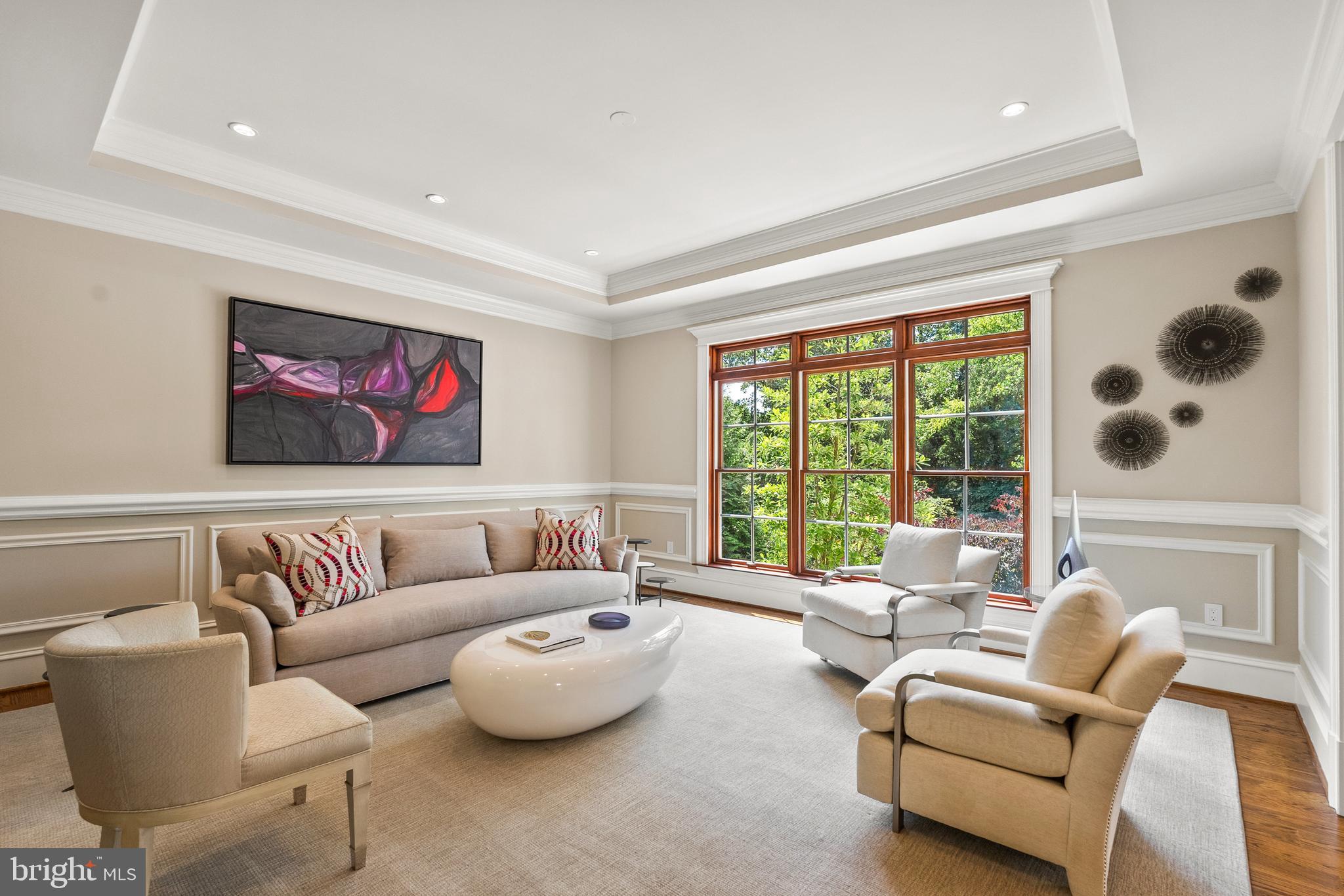 SPRING VALLEY - Residential