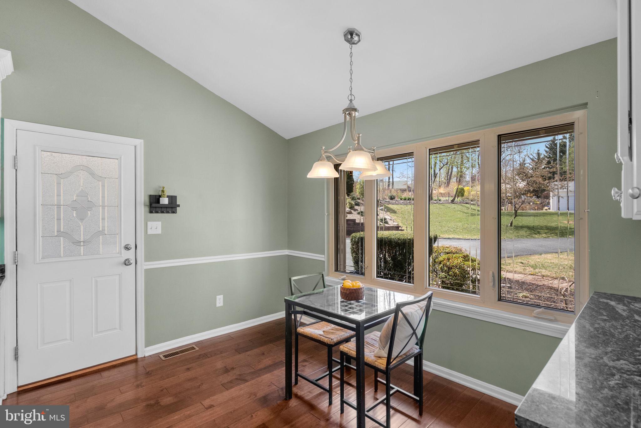 COUNTY VIEW - Residential