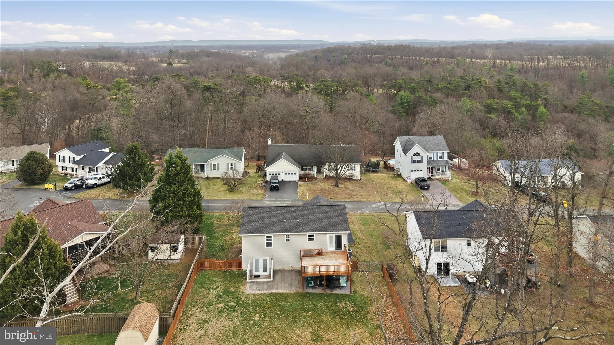 DOUGLAS OAKS - Residential