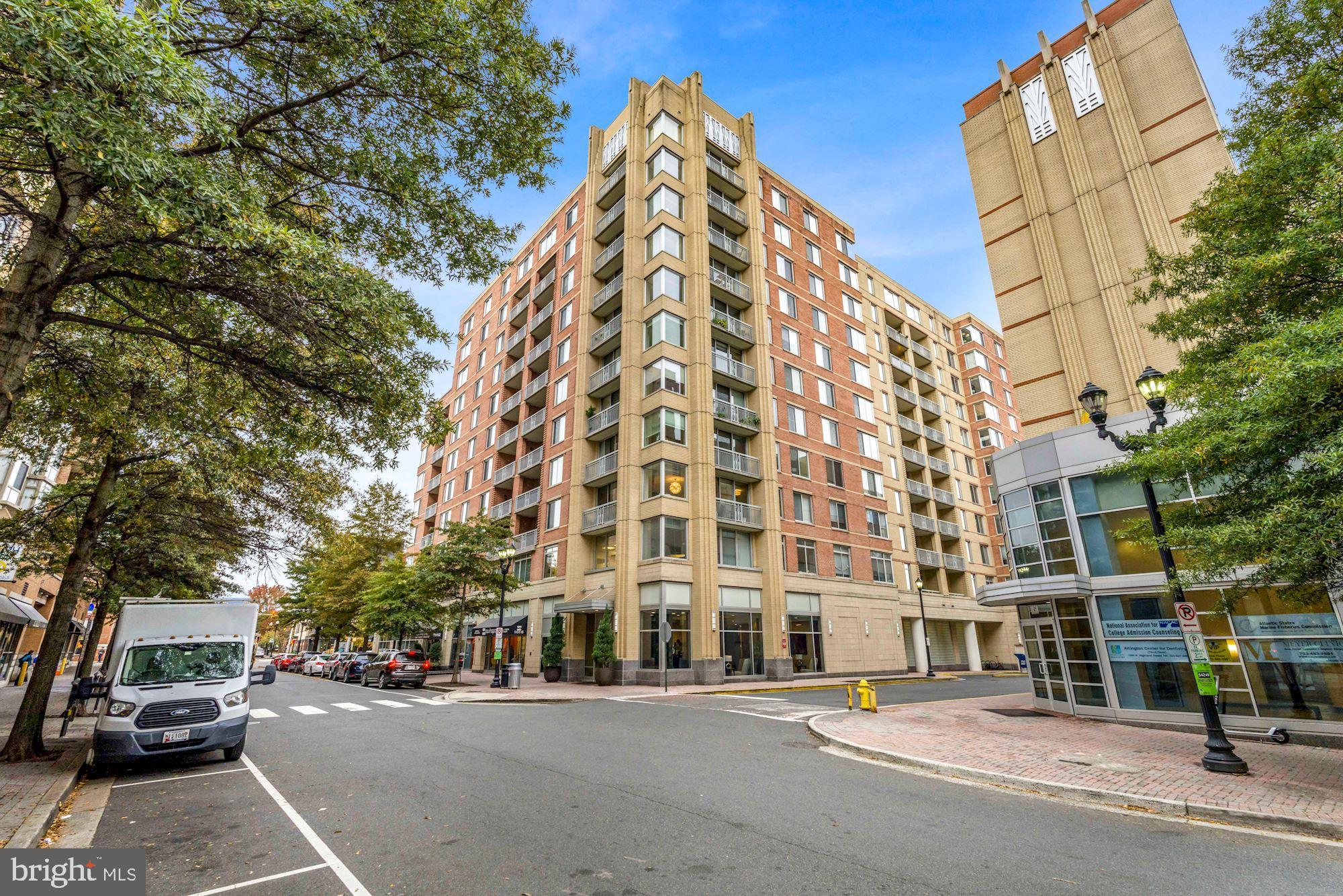 ARLINGTON - Residential Lease