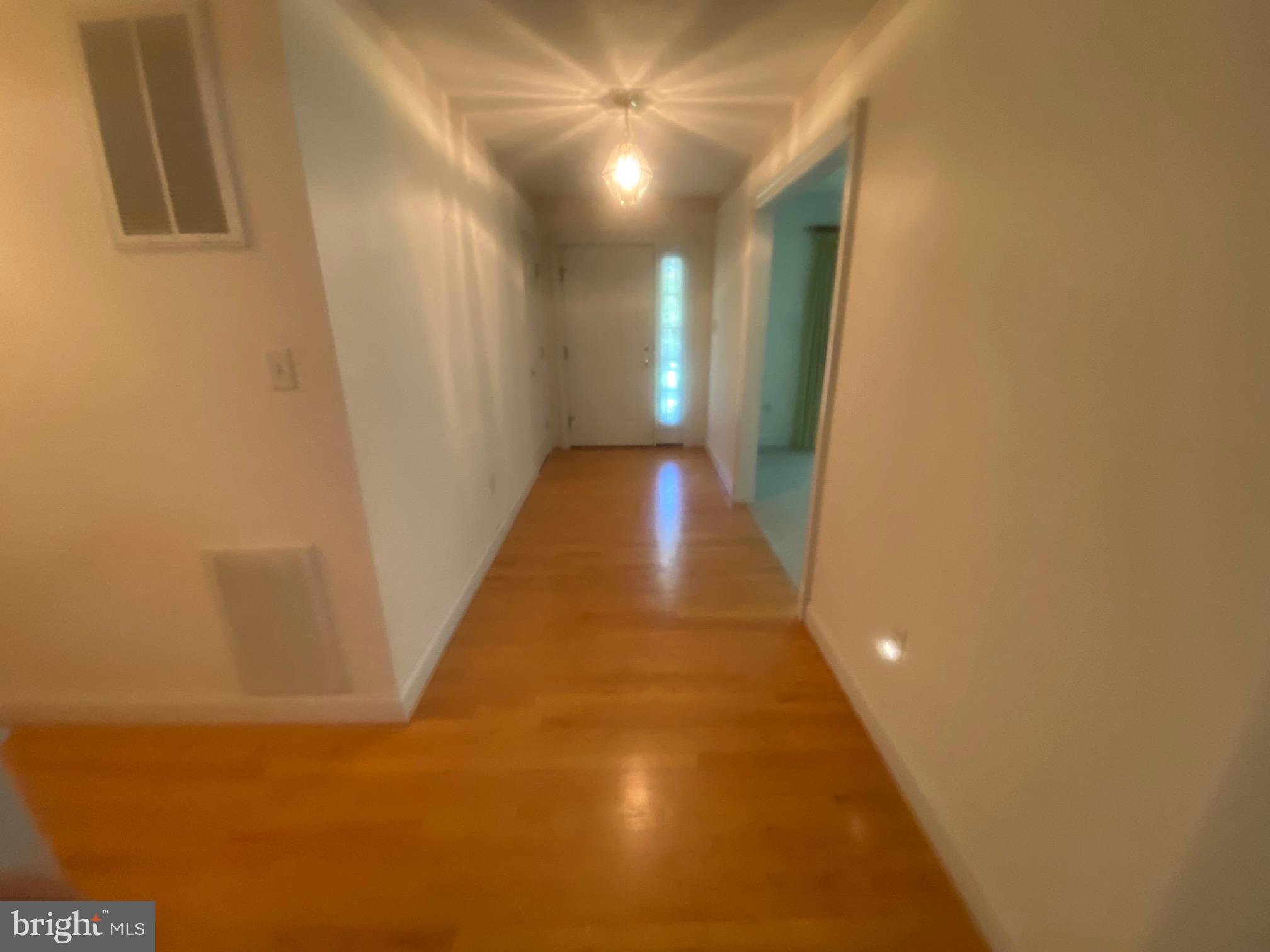 OAK HILL - Residential