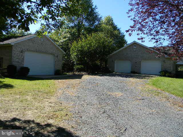 OAK HILL - Residential