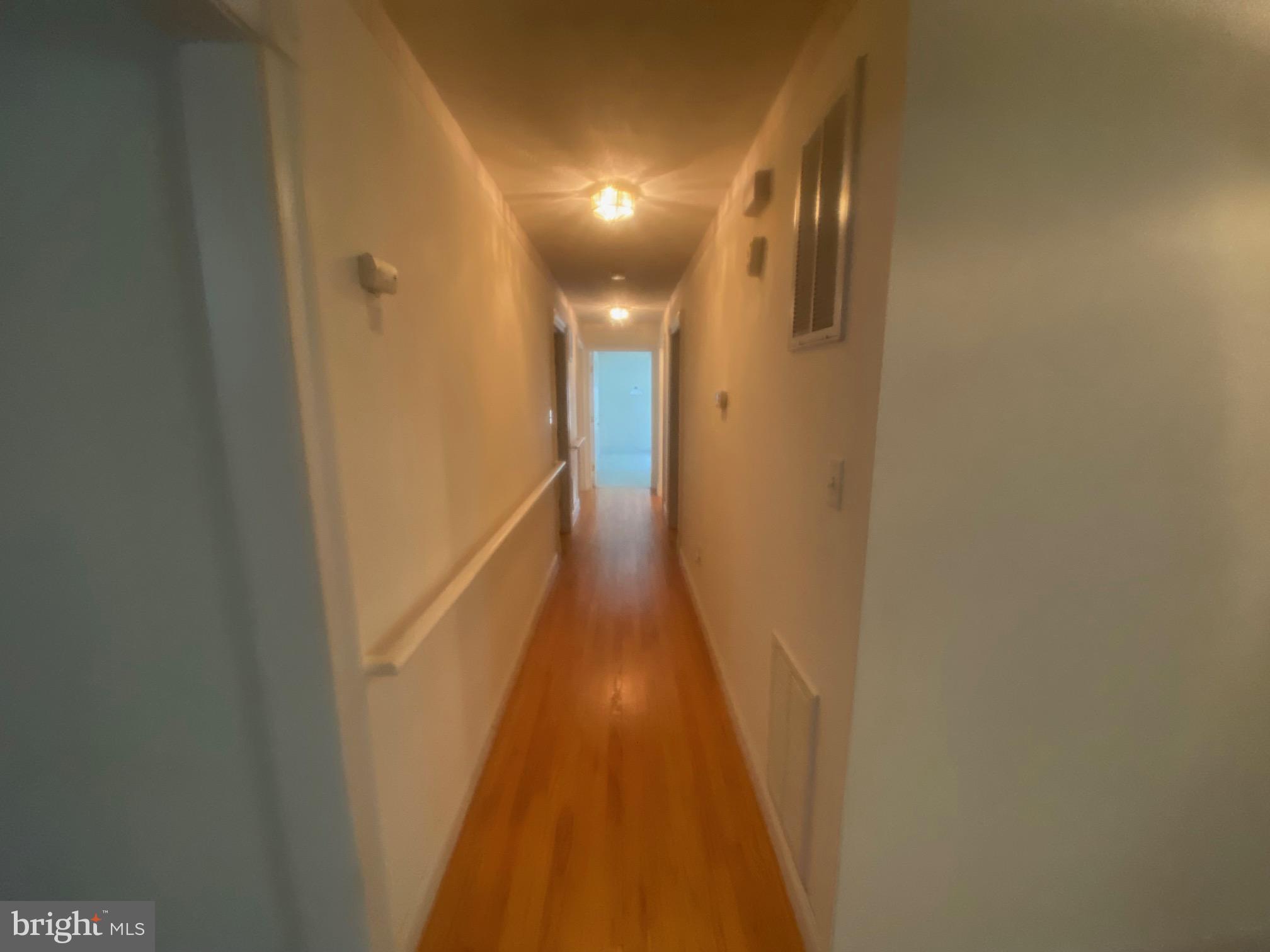 OAK HILL - Residential