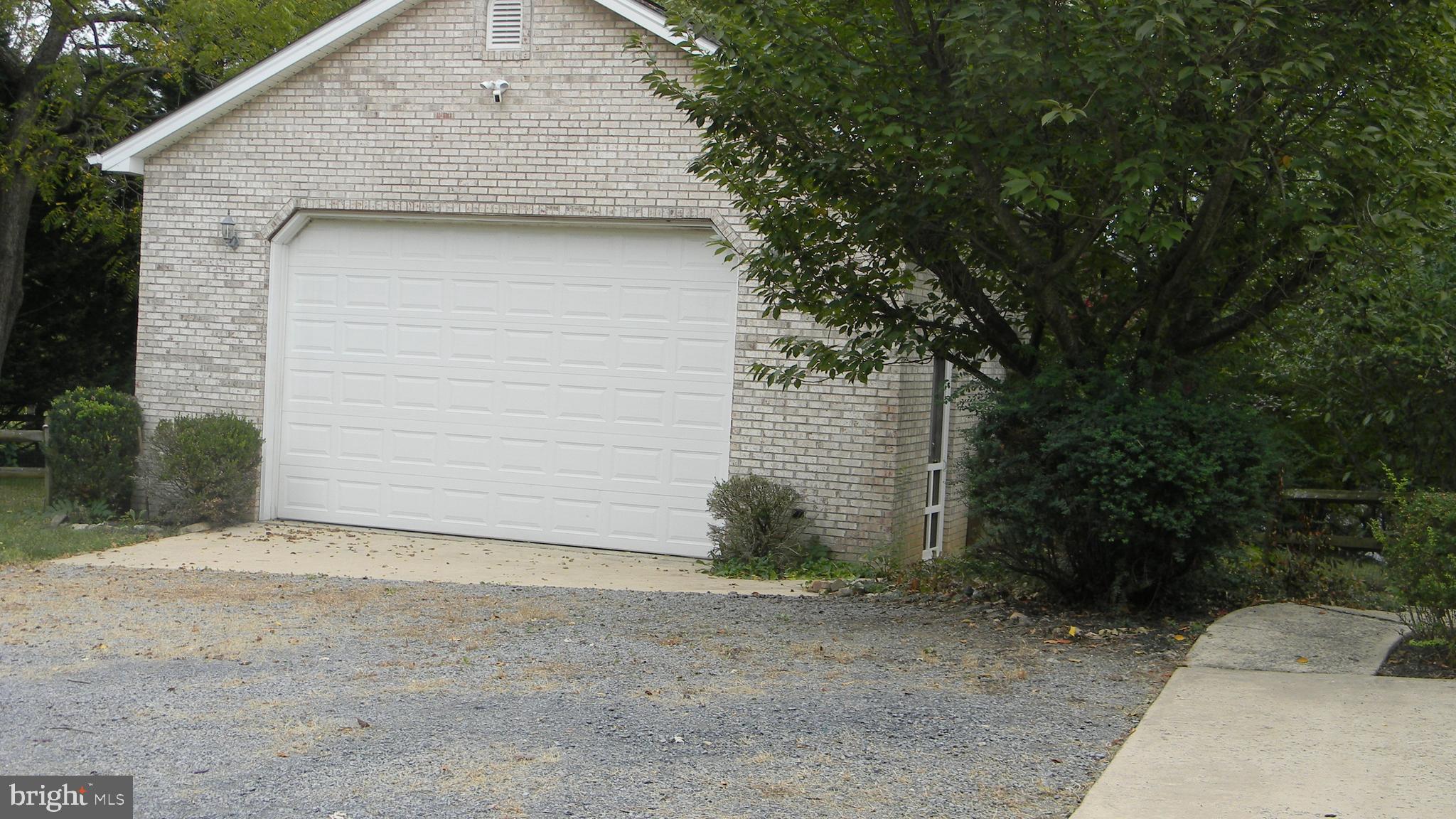 OAK HILL - Residential