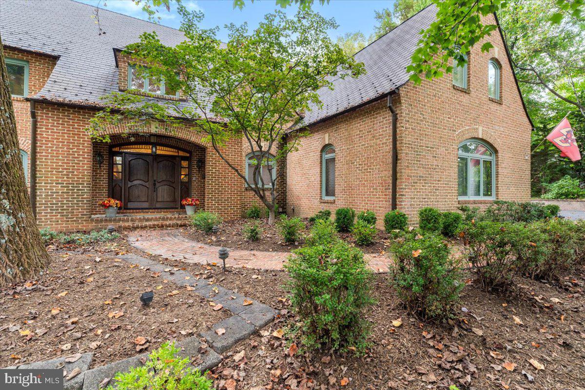 WHITE FLINT SPRINGS - Residential