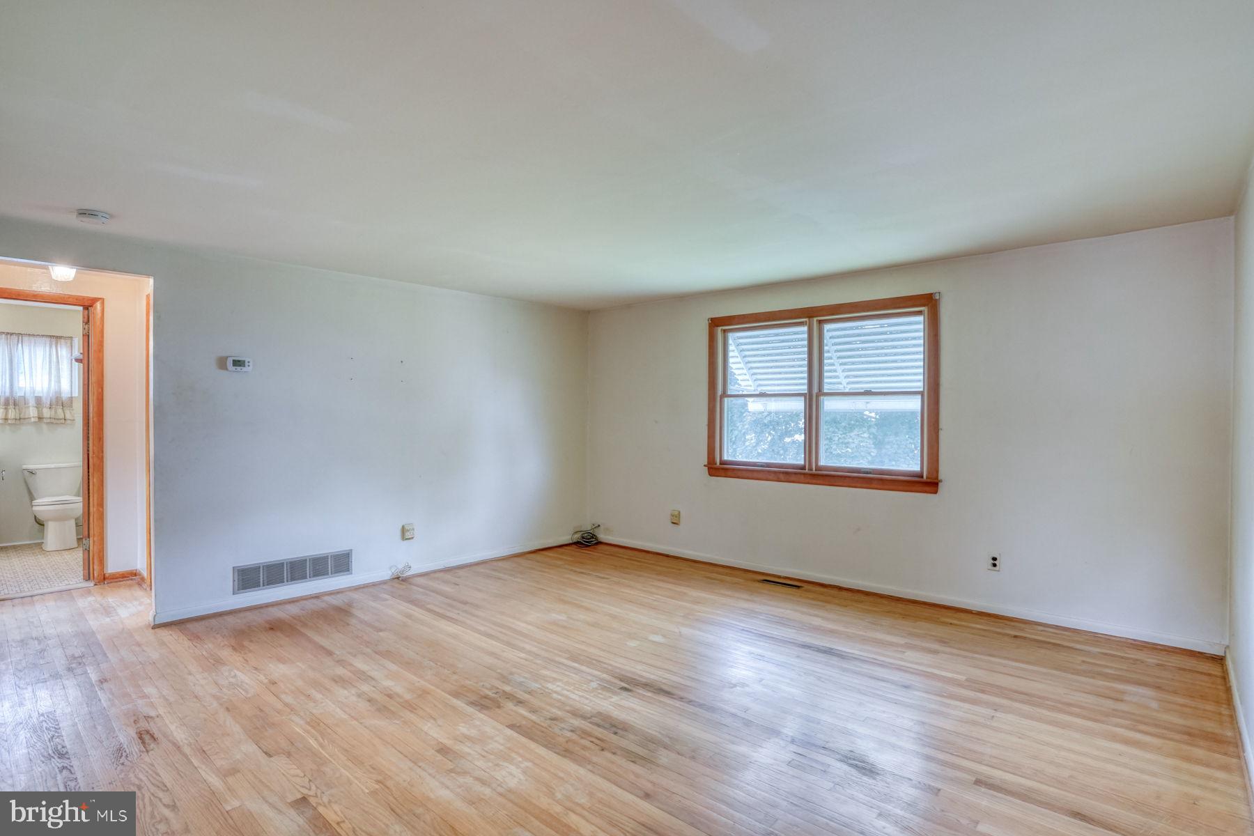 TOWNE POINT - Residential