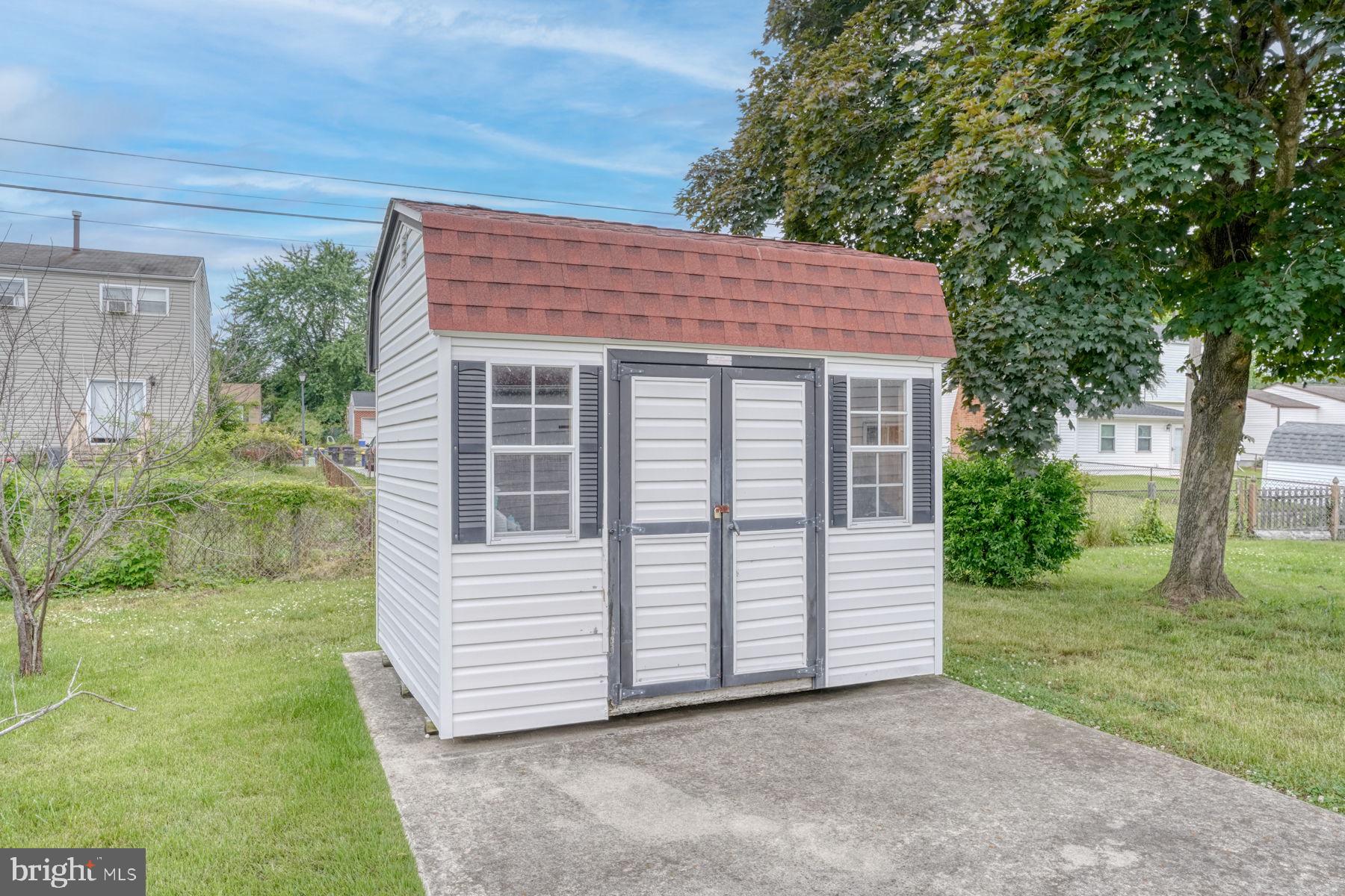 TOWNE POINT - Residential