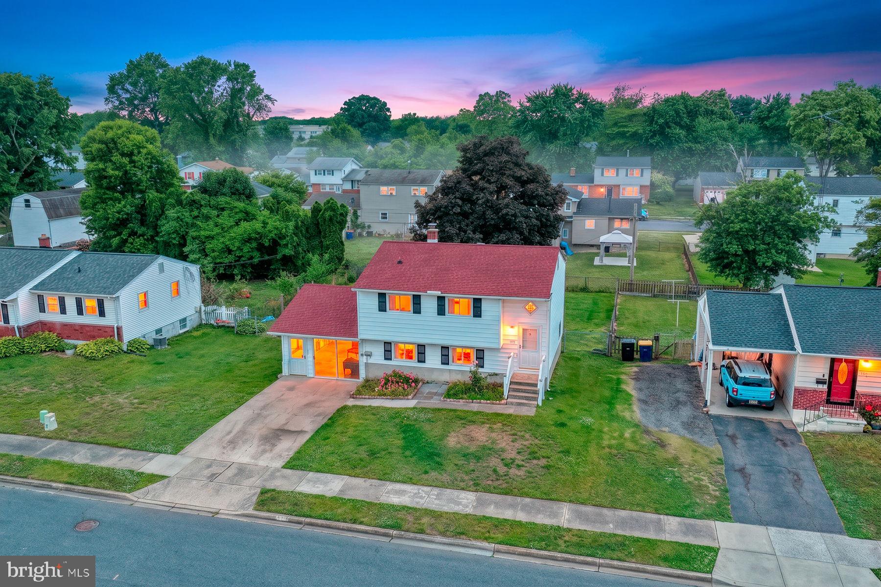 TOWNE POINT - Residential