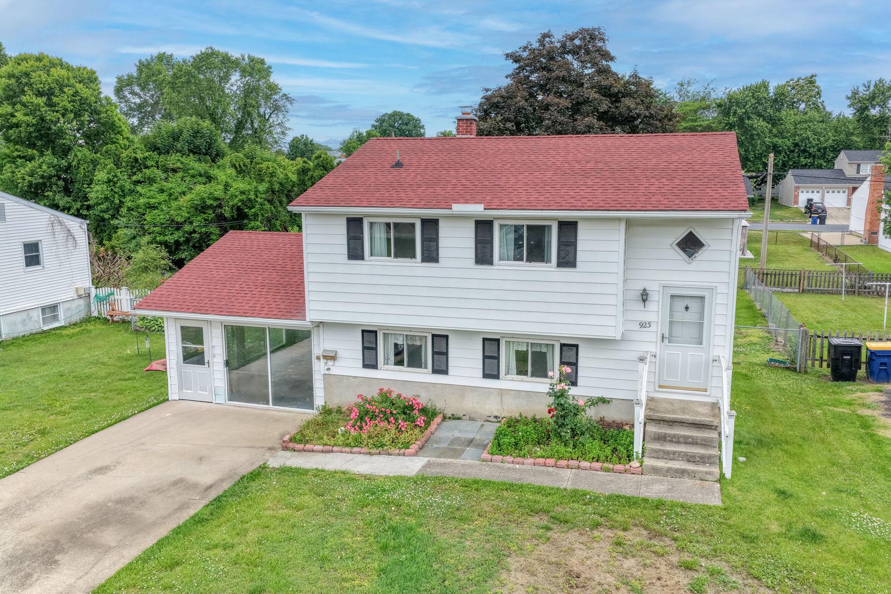 TOWNE POINT - Residential