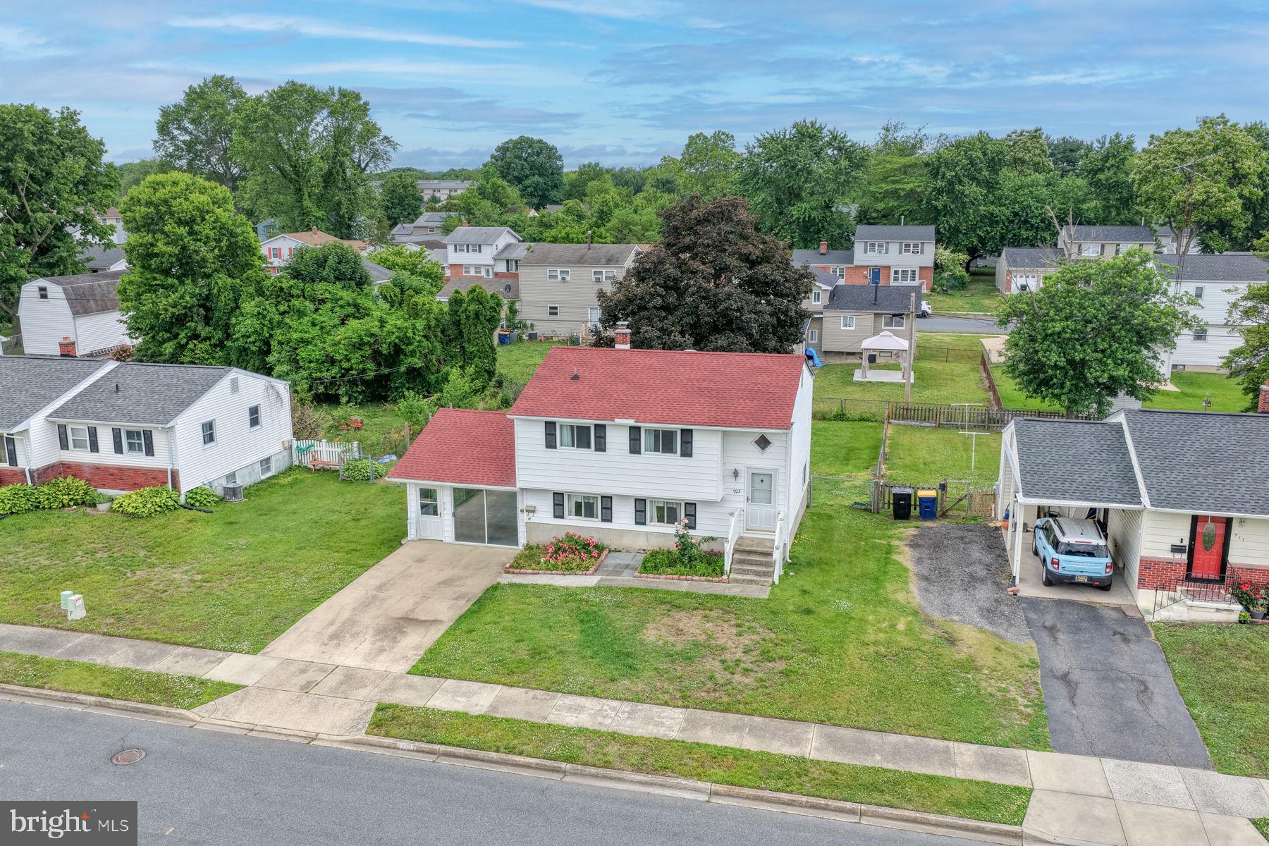 TOWNE POINT - Residential