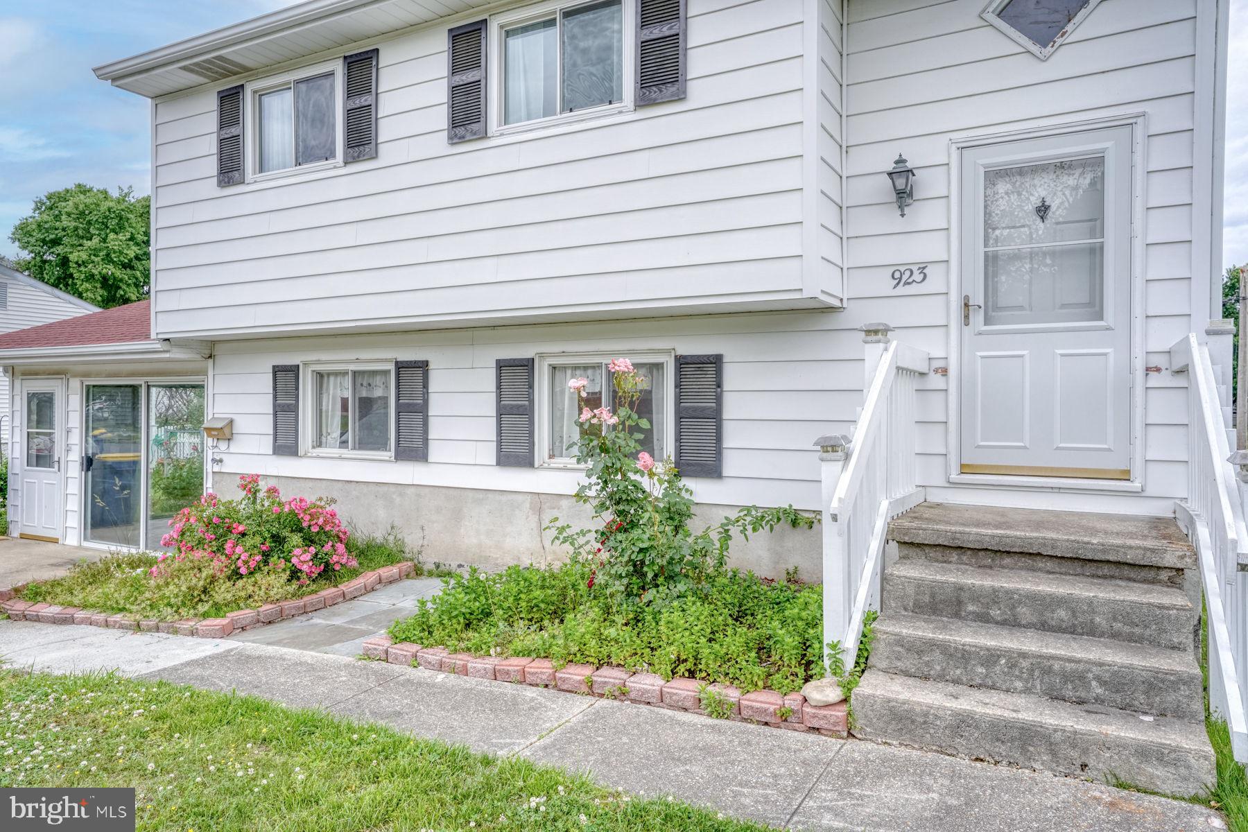 TOWNE POINT - Residential
