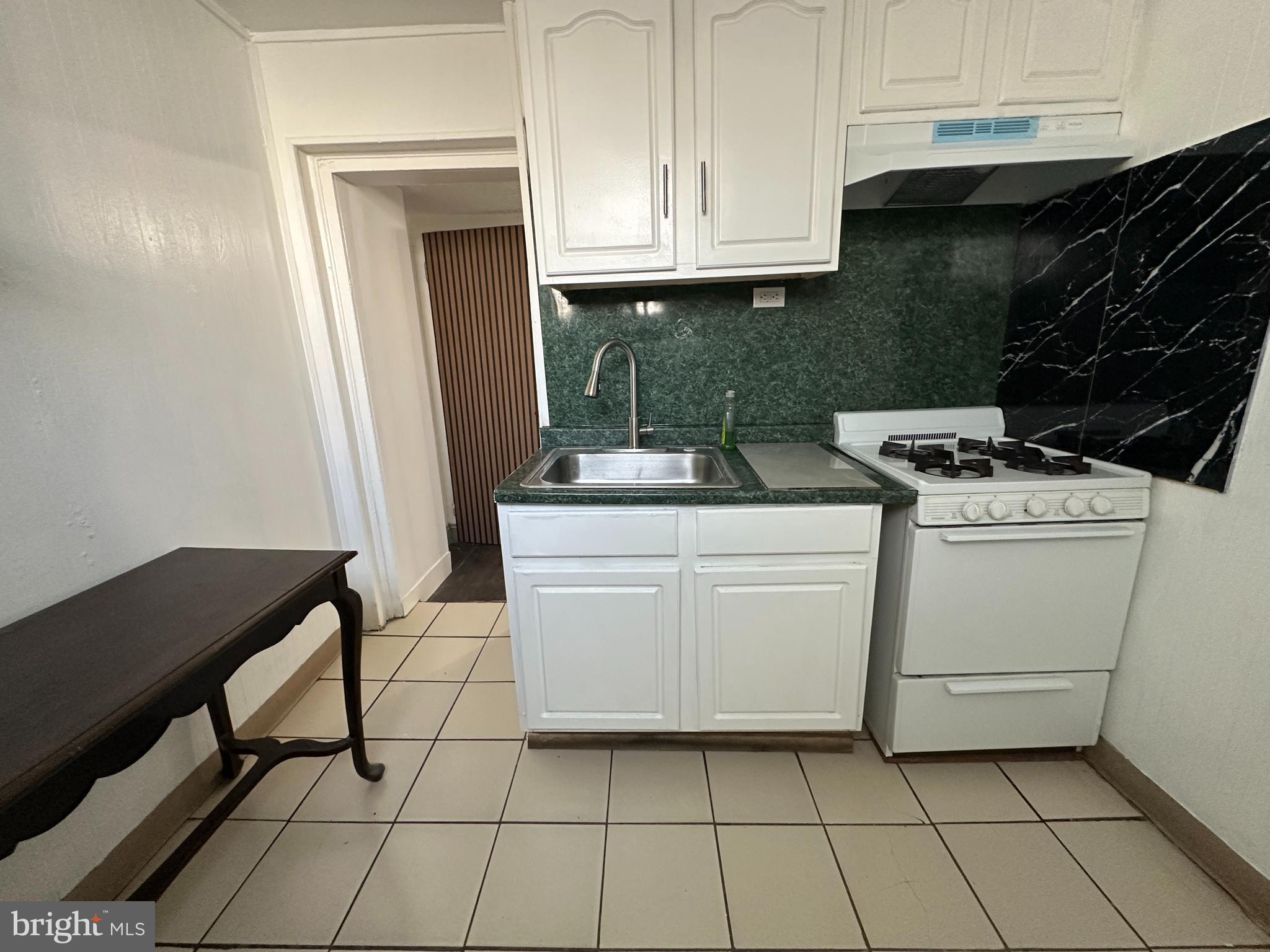 PHILADELPHIA (SOUTH) - Residential