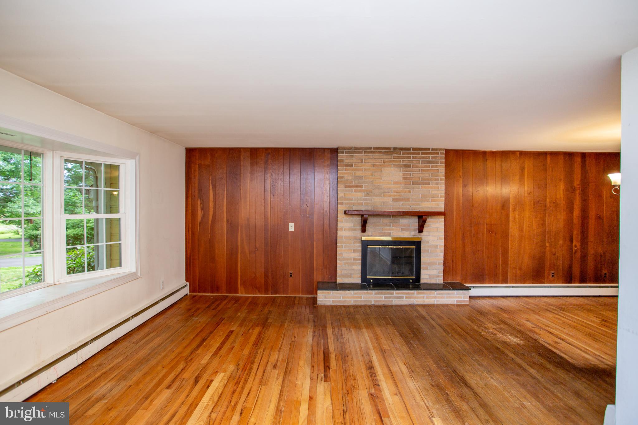 FOX HUNT ESTS - Residential