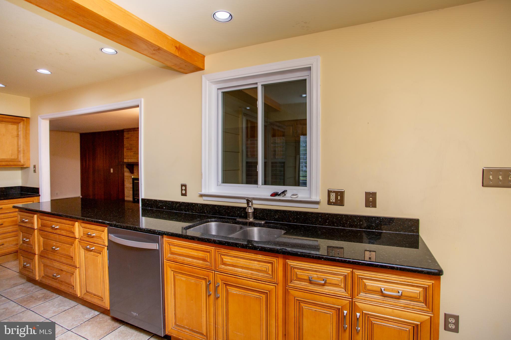 FOX HUNT ESTS - Residential
