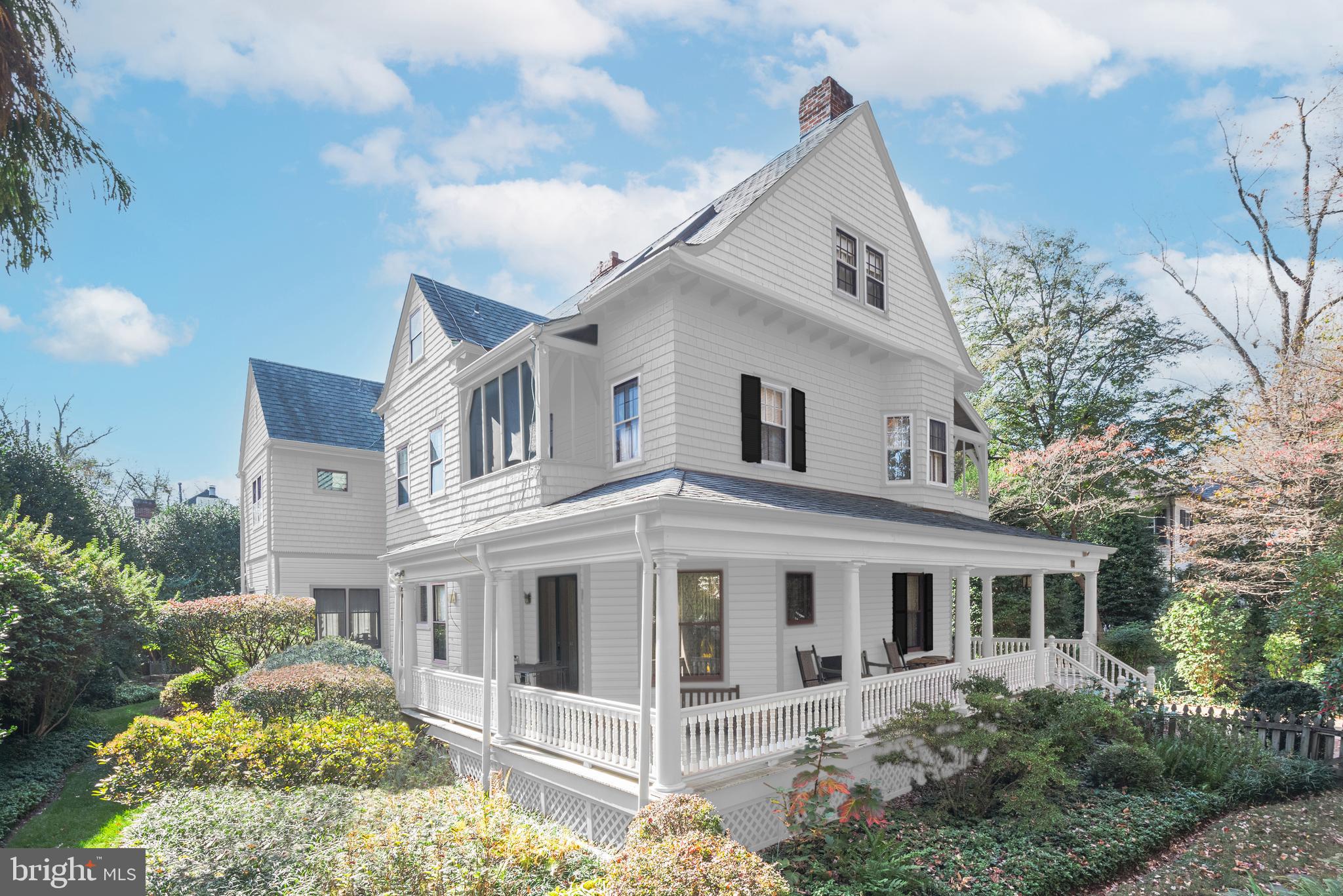 CHEVY CHASE VILLAGE - Residential