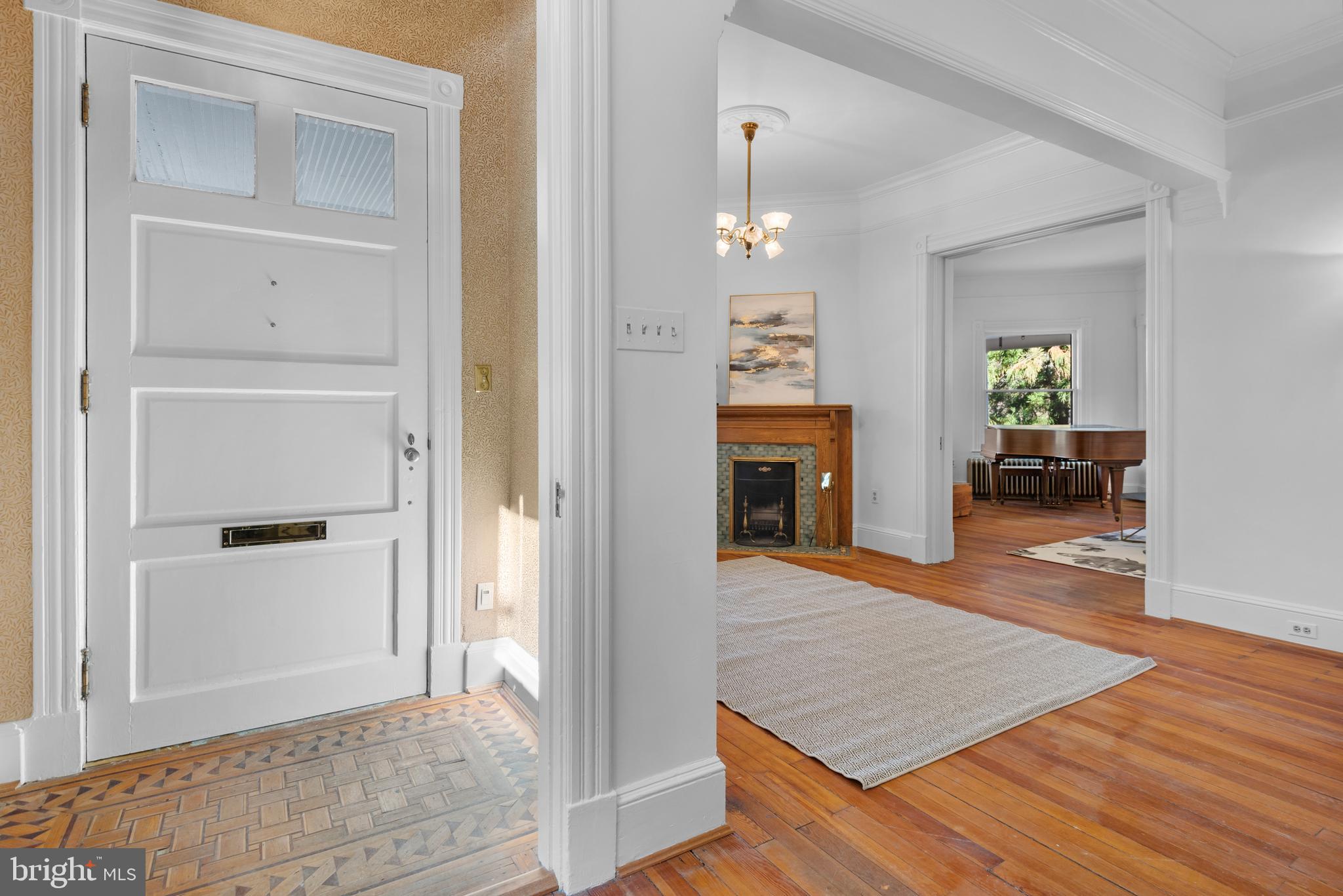 CHEVY CHASE VILLAGE - Residential