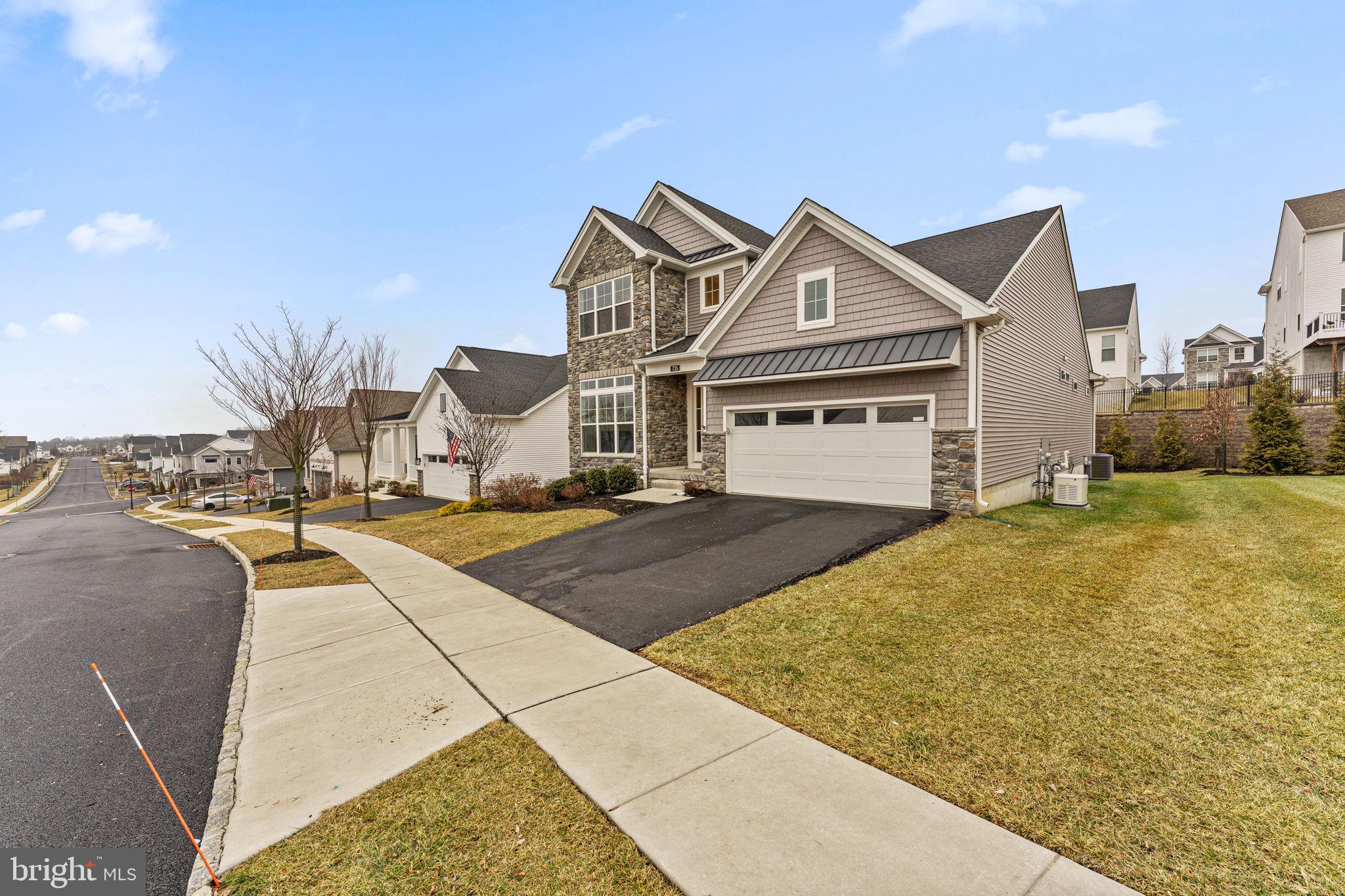 PRESERVE AT MARSH CREEK - HERITAGE COLLECTION - Residential