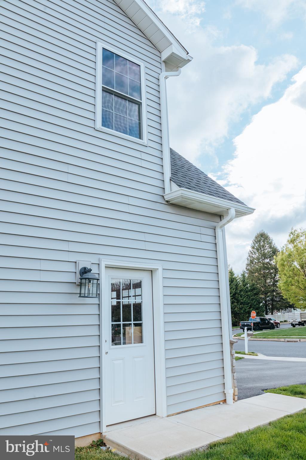 THE LAKES AT DONEGAL SPRINGS - Residential