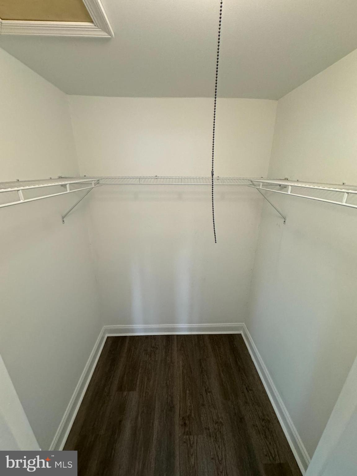 WILLOW GROVE - Residential Lease