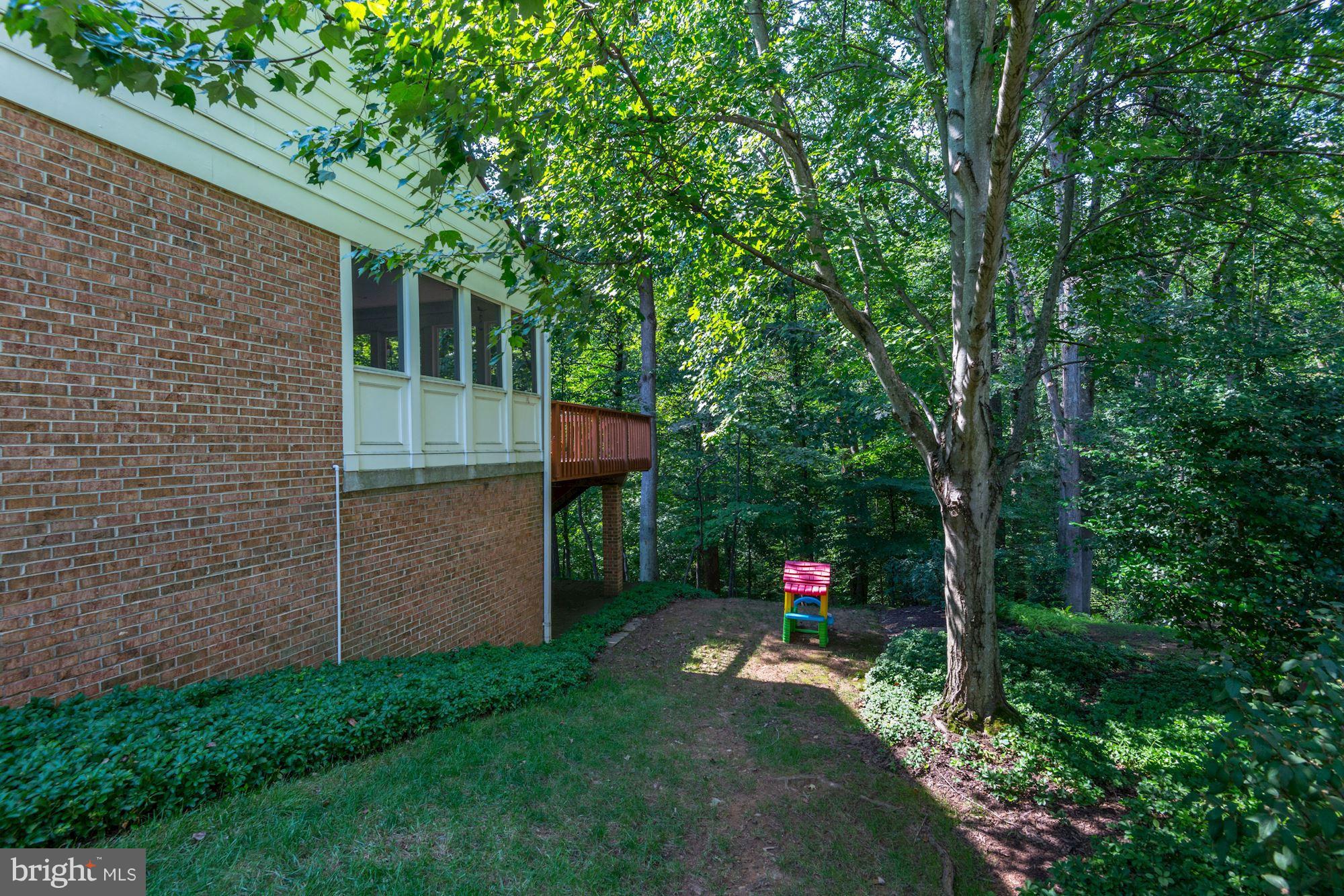 RIVER FALLS - Residential