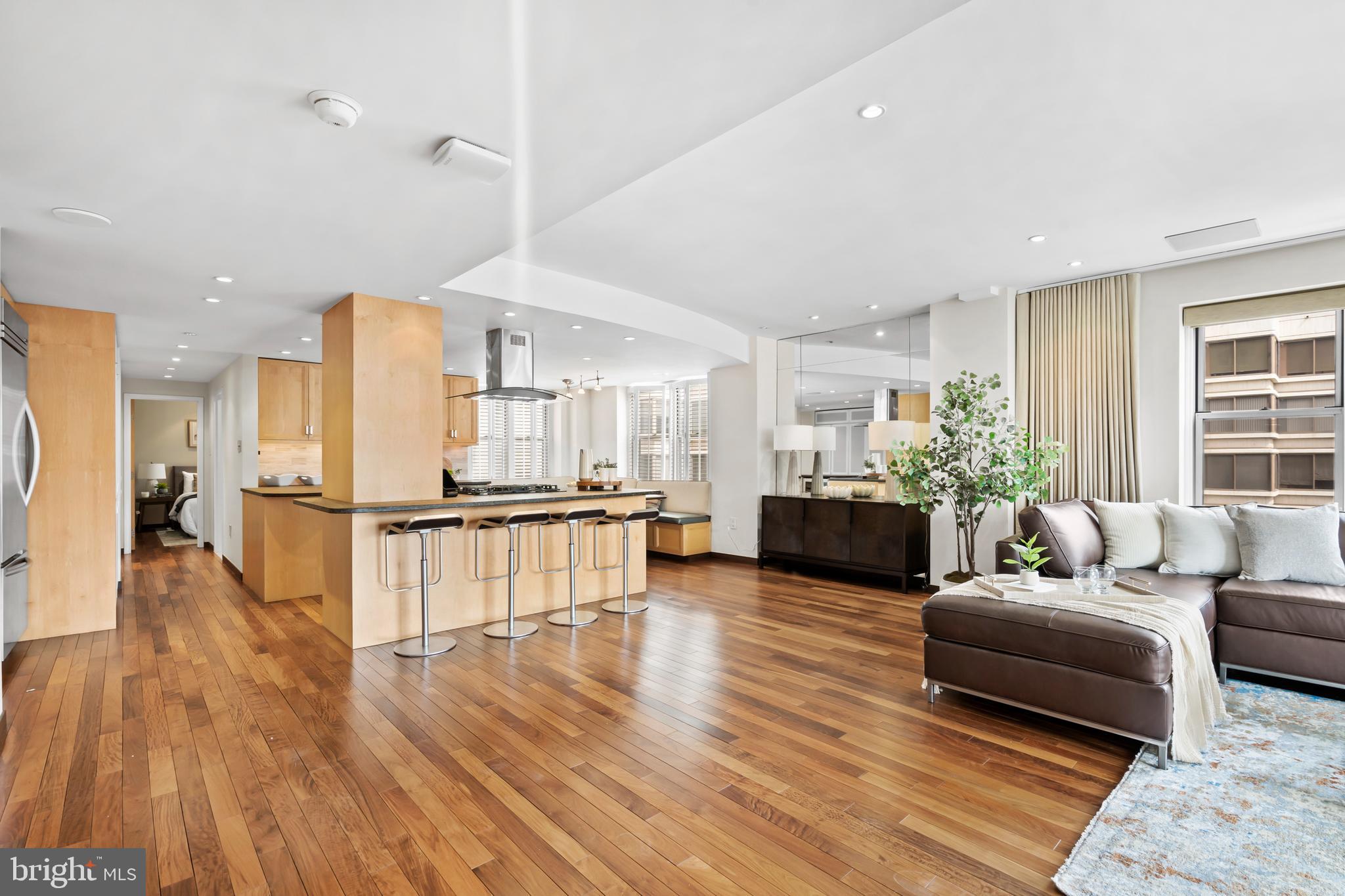 RITTENHOUSE SQUARE - Residential