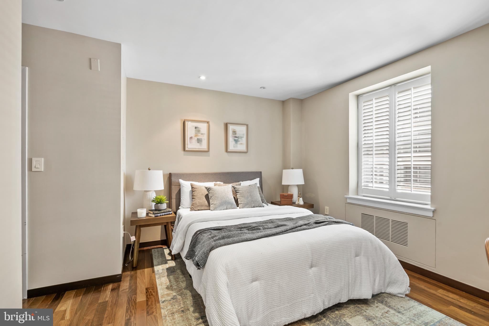 RITTENHOUSE SQUARE - Residential
